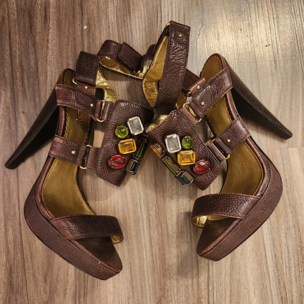 Report signature Dunbarton  jeweled heels size 7 - Picture 3 of 13